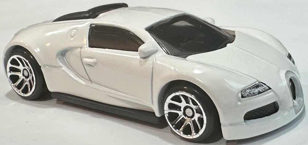 Hot Wheels Silver Series Racing Course Bugatti Veyron Fast & Furious