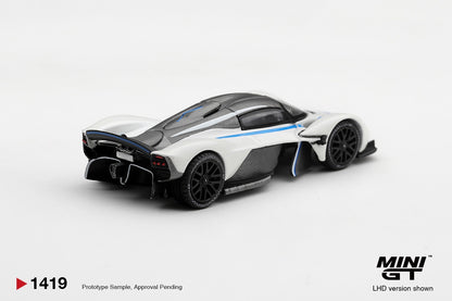 * PRE ORDER * MINI GT #1419 1/64 Aston Martin Valkyrie Escaping White (LHD)