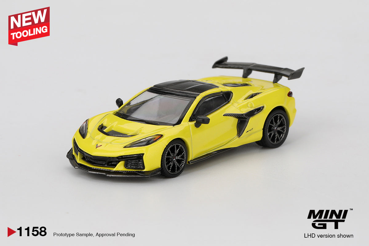 MINI GT #1158 1/64 Chevrolet Corvette ZR1 Accelerate Yellow (LHD)