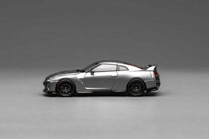 * PRE ORDER * MOTORHELIX 1/64 Nissan GT-R (R35) Track Edition Engineered by NISMO 2020 Dark Metal Gray M63515
