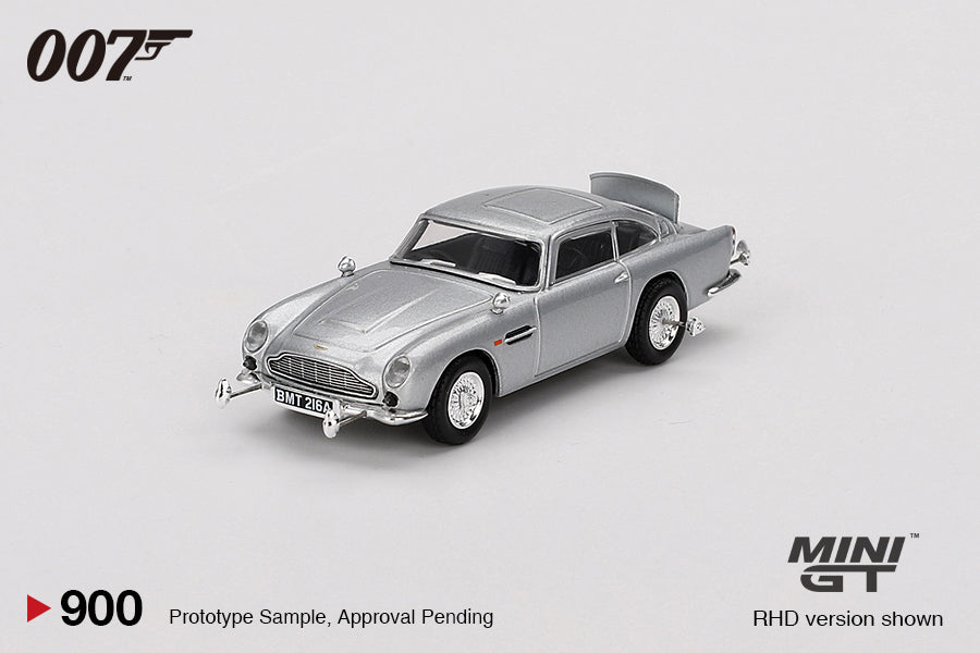 MINI GT #900 1/64 Aston Martin DB5 “Goldfinger” ** FRENCH CARD **