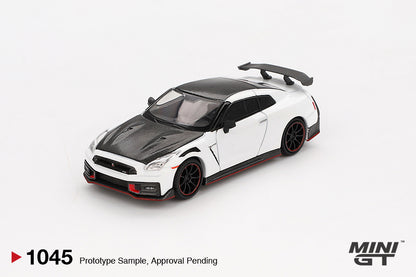 MINI GT #1045 1/64 Nissan GT-R Nismo 2024 Brilliant White Pearl  (RHD)