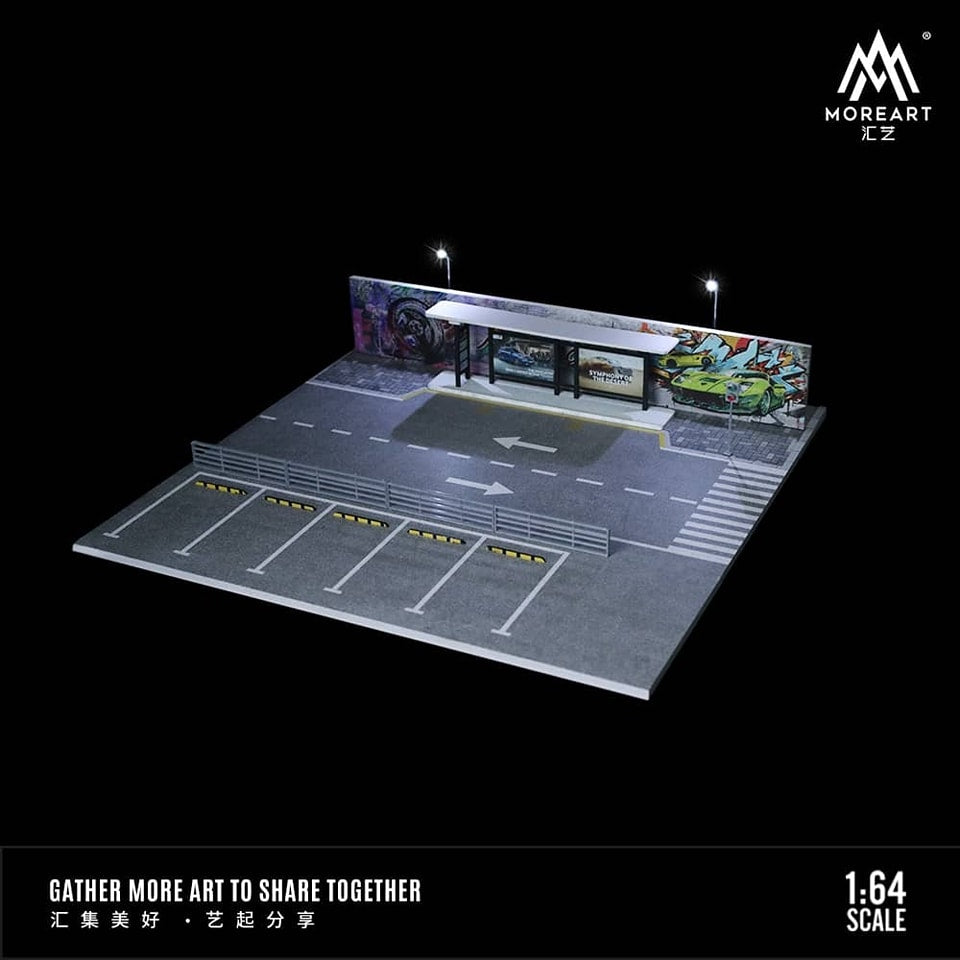 MoreArt 1:64 Assembly Diorama Outdoor Car Park with LED Light Bus Station Theme MO925017