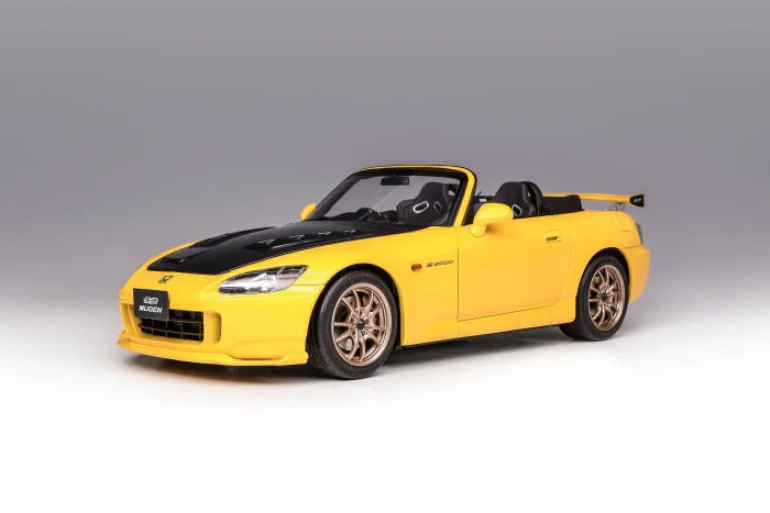 MOTORHELIX 1/18 Honda S2000 (AP2) MUGEN New Indy Yellow Pearl M85122
