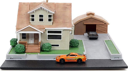 Jada Toys Fast & Furious Nano Hollywood Rides Dom Toretto's House Display Diorama with Two 1.65'' Die-cast Cars