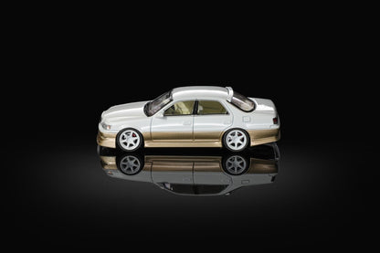 Mortal 1/64 Toyota Cresta Mk5 JZX100 2.5 Roulant G Pearl White Gold - MOT64CRESTA07SE