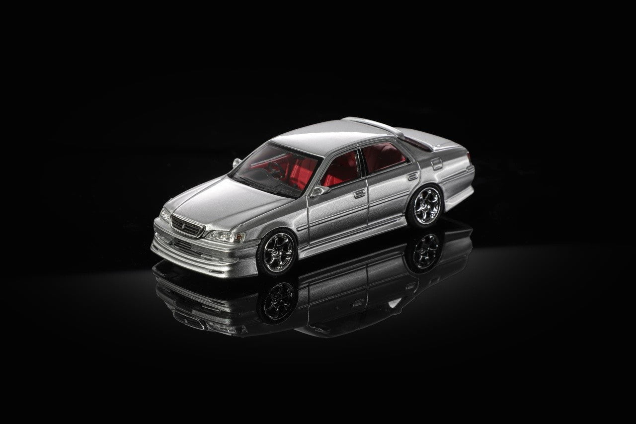 Mortal 1/64 Toyota Cresta Mk5 JZX100 2.5 Roulant G Silver - MOT64CRESTA07SE