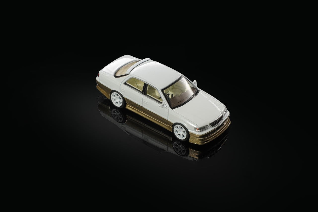 Mortal 1/64 Toyota Cresta Mk5 JZX100 2.5 Roulant G Pearl White Gold - MOT64CRESTA07SE