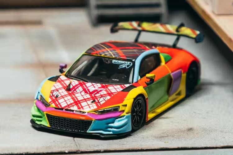 TARMAC WORKS 1/64 AUDI R8 LMS GT3 EVO II SEAN WOTHERSPOON - HEC26 EXCLUSIVE