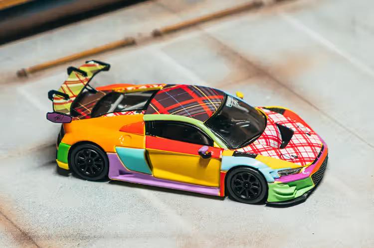 TARMAC WORKS 1/64 AUDI R8 LMS GT3 EVO II SEAN WOTHERSPOON - HEC26 EXCLUSIVE