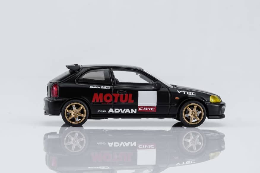 * PRE ORDER * MOTORHELIX 1/64 HONDA CIVIC TYPE R EK9 CUSTOMIZED VERSION