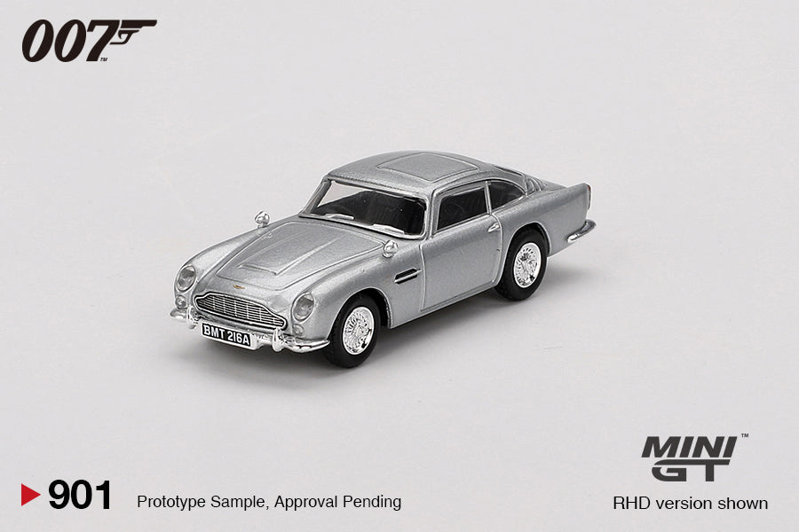 MINI GT #901 1/64 Aston Martin DB5 “Thunderball” ** JAPANESE CARD **