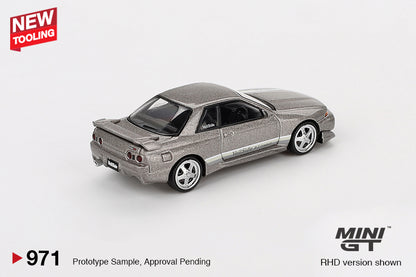 MINI GT #971 1/64 Nissan Skyline GT-R (R32) Veilside Combat C-I Veilside Combat Grey - BLISTER PACK