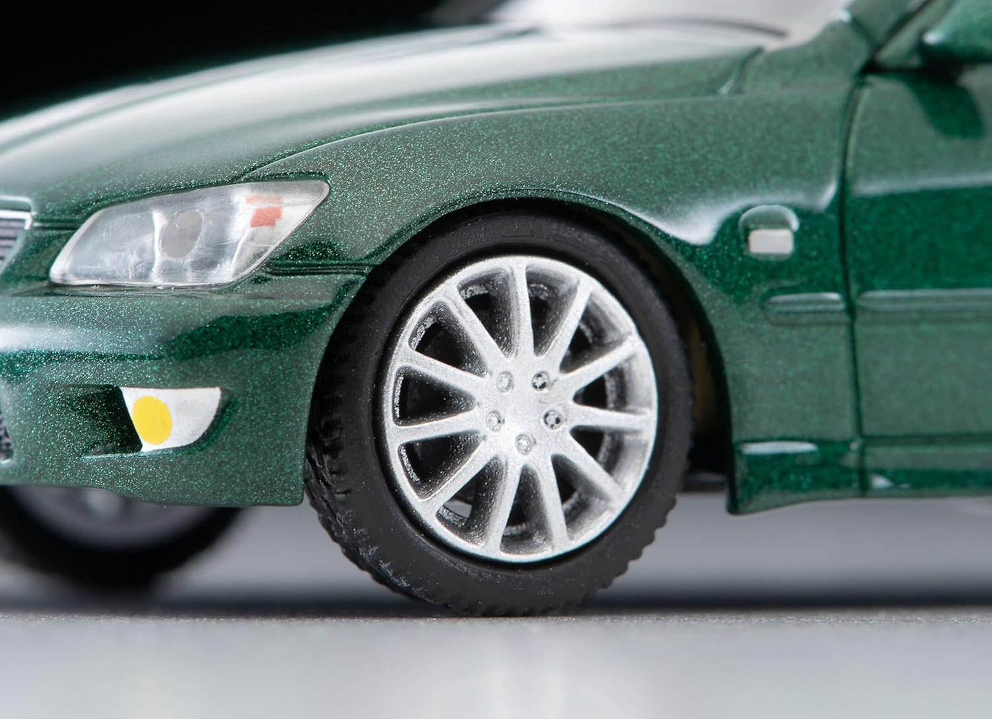 Tomica Limited Vintage Neo LV-N227d Toyota Altezza RS200 L Edition Green 2002