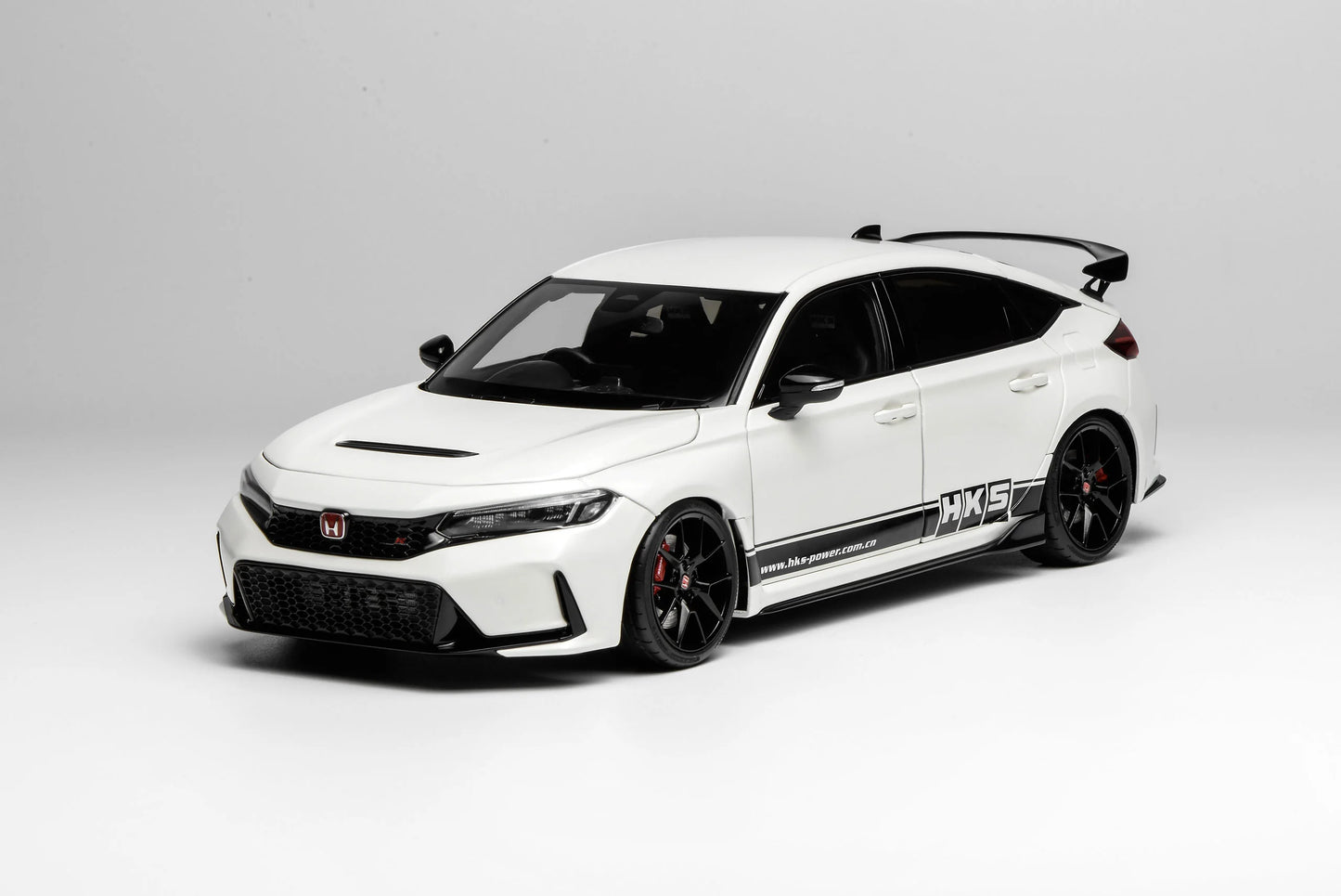 MOTORHELIX 1/18 Honda Civic TYPE R (FL5) HKS Livery Championship White M85317
