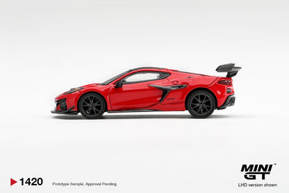 * PRE ORDER * MINI GT #1420 1/64 Chevrolet Corvette ZR1 Torch Red (LHD)