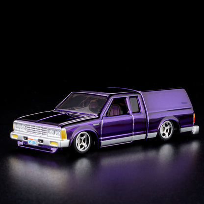 Hot Wheels Collectors
Hot Wheels RLC 1986 Nissan 720 King Cab