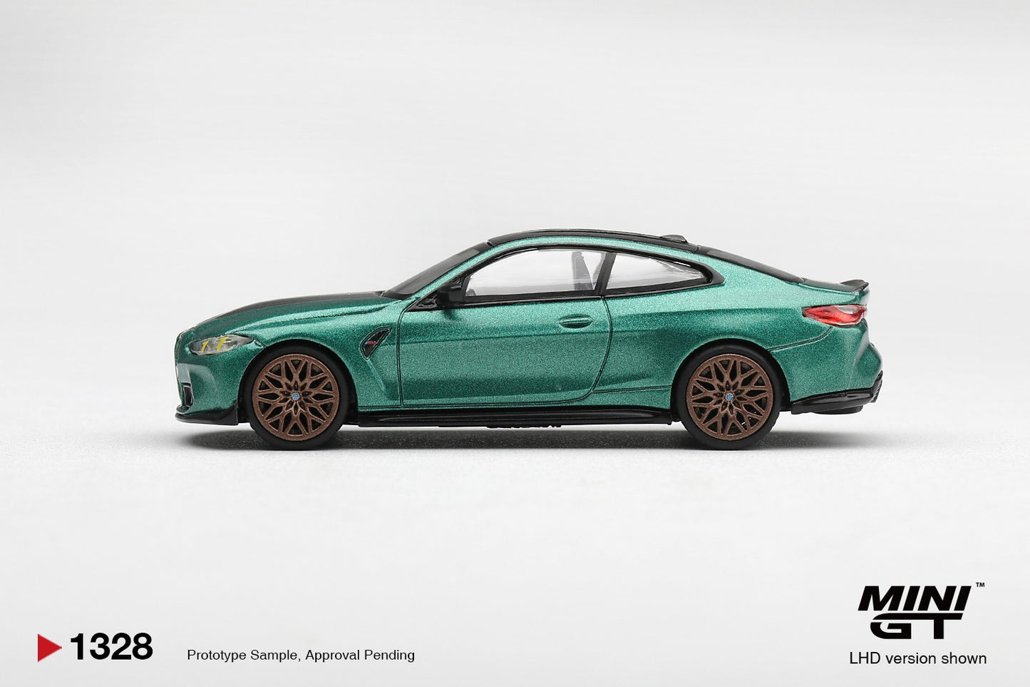 * PRE ORDER * MINI GT #1328 1/64 BMW M4 CS Frozen Isle of Man Green Metallic (RHD)
