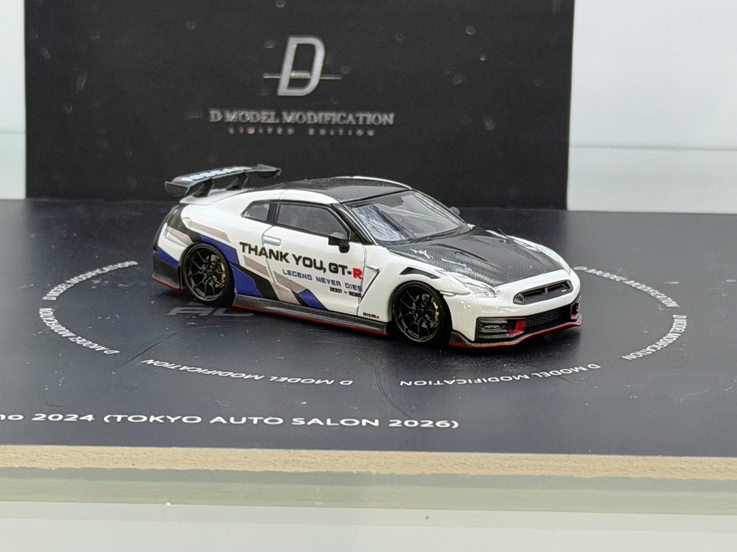 TAS26 D MODEL 1/64 NISSAN GTR R35 NISMO DM069A