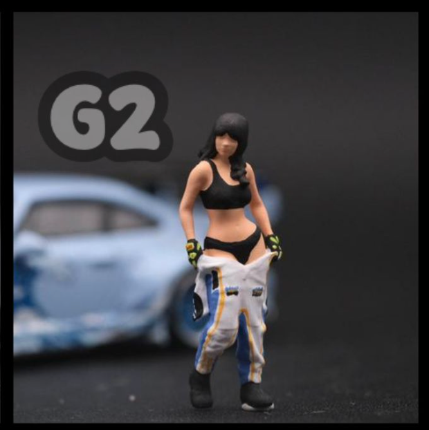 JM FIGURINE 1/64 FIGURE TAKING OFF RACE SUITE - SERIES 17 (G2)
