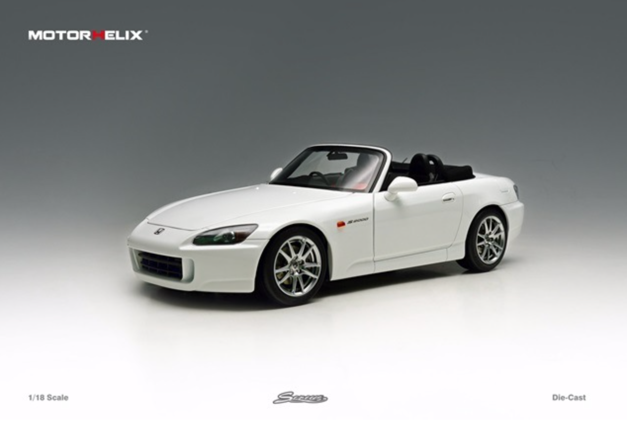 MOTORHELIX 1/18 Honda S2000 (AP2) Grand Prix White M85102