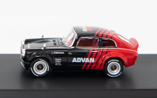 Mortal 1/64 Honda S800 Advan
