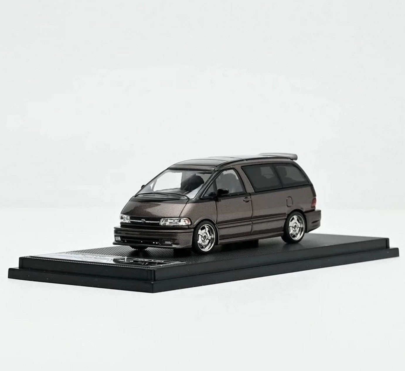 MORTAL 1/64 PREVIA MPV DIECAST MOCHA BROWN