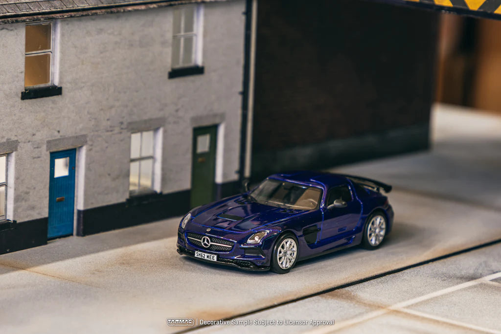 Tarmac Works 1/64 Mercedes-Benz SLS AMG Coupé Black Series SHMEE150 - GLOBAL64