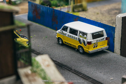 Tarmac Works 1/64 Dodge Van Mooneyes - GLOBAL64