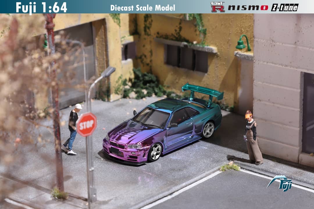 Fuji 1/64 Nissan Skyline GT-R R34 Nismo Z-Tune High Wing version Chrome Purple-Blue