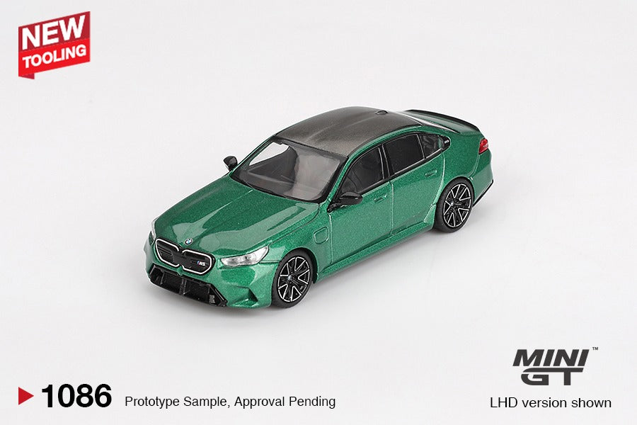 * PRE ORDER * MINI GT #1086 1/64 BMW M5 (G90) Isle of Man Green Metallic ( RHD )