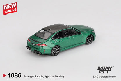 * PRE ORDER * MINI GT #1086 1/64 BMW M5 (G90) Isle of Man Green Metallic ( RHD )