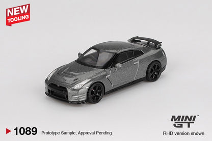 * PRE ORDER * MINI GT #1089 1/64 NISSAN GT-R 2013 Dark Metal Gray (NISMO R35 CRS Version)  ( RHD )