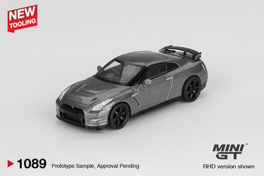* PRE ORDER * MINI GT #1089 1/64 NISSAN GT-R 2013 Dark Metal Gray (NISMO R35 CRS Version)  ( RHD )