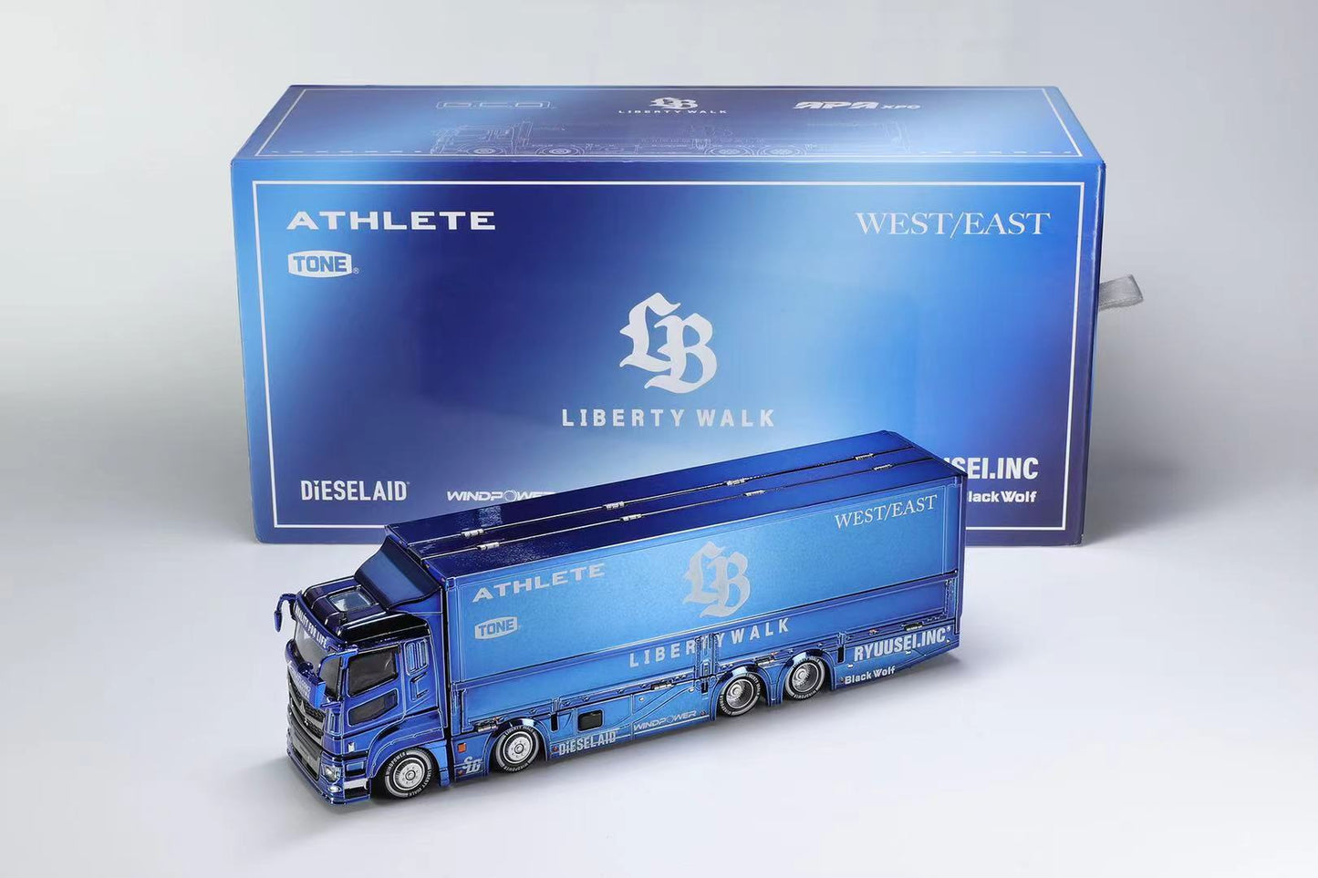 * PRE ORDER * GCD 1/64 LBWK Mitsubishi LB-Tucks Fuso Super Great 2025 Foshan APA XPO Exclusive Chrome Blue(577)