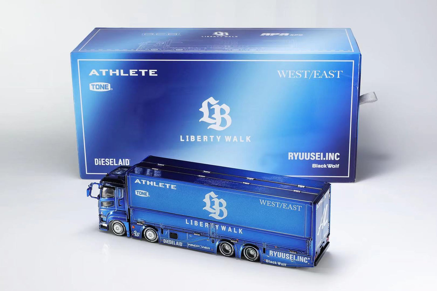 * PRE ORDER * GCD 1/64 LBWK Mitsubishi LB-Tucks Fuso Super Great 2025 Foshan APA XPO Exclusive Chrome Blue(577)
