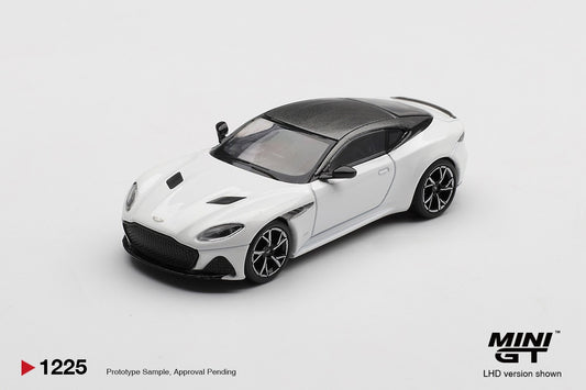 * PRE ORDER * MINI GT #1225 1/64 Aston Martin DBS Stratus White (RHD)