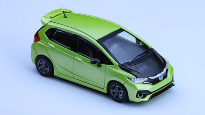 Micro Garage 1:64 Third Generation FIT GK5 RS ( With FREE Random Figurine )