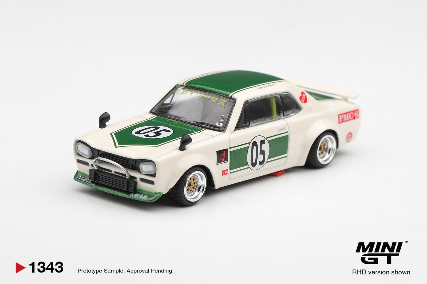 * PRE ORDER * MINI GT #1343 1/64 Nissan Skyline LB-WORKS "HAKOSUKA" White / Green (RHD)