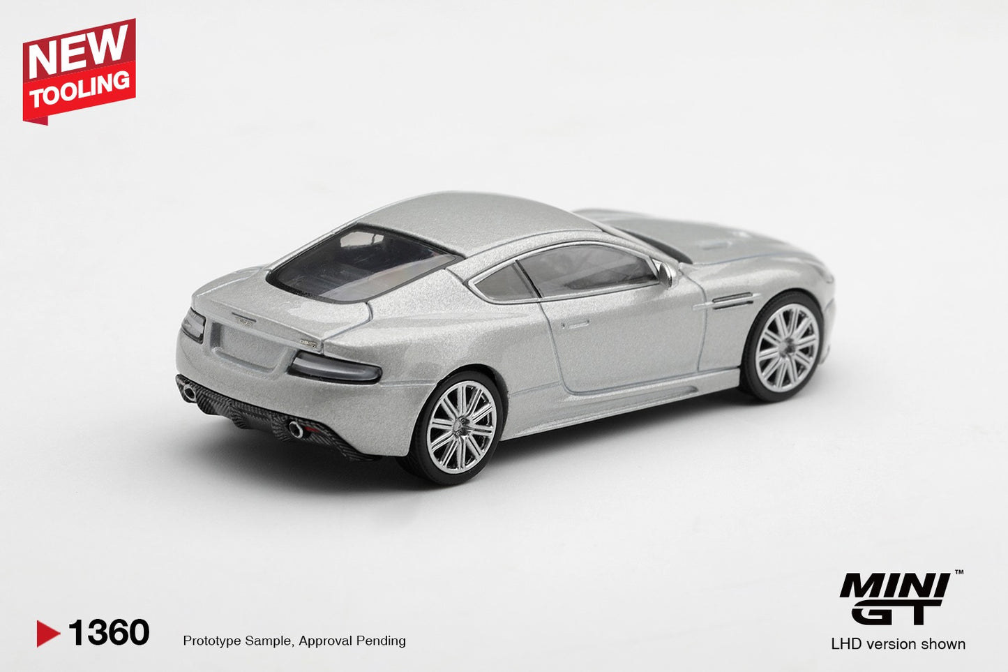 * PRE ORDER * MINI GT #1360 1/64 Aston Martin DBS 2008 Lightning Silver (RHD)