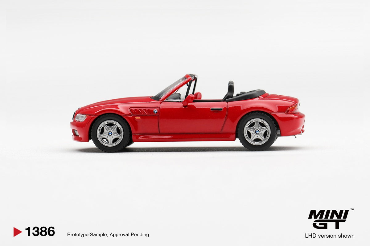 * PRE ORDER * MINI GT #1386 1/64 BMW Z3 Hellrot (RHD)