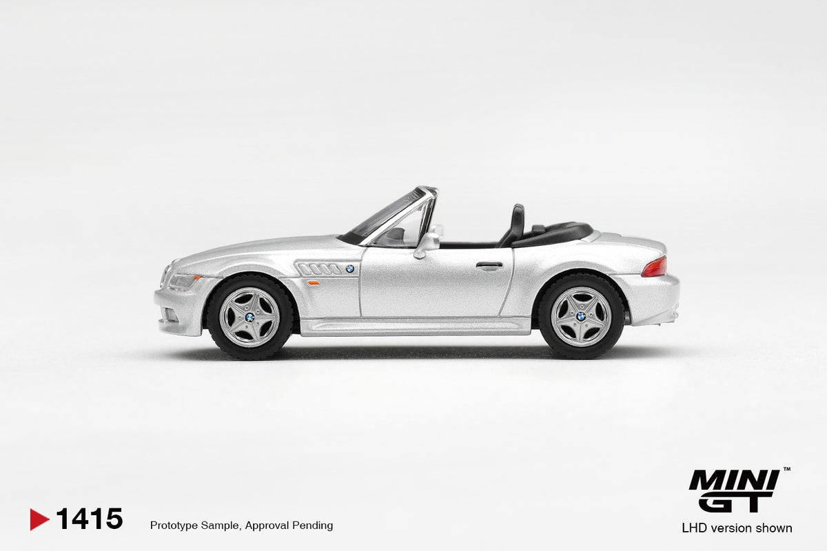 * PRE ORDER * MINI GT #1415 1/64 BMW Z3 Titanium Silver (RHD)