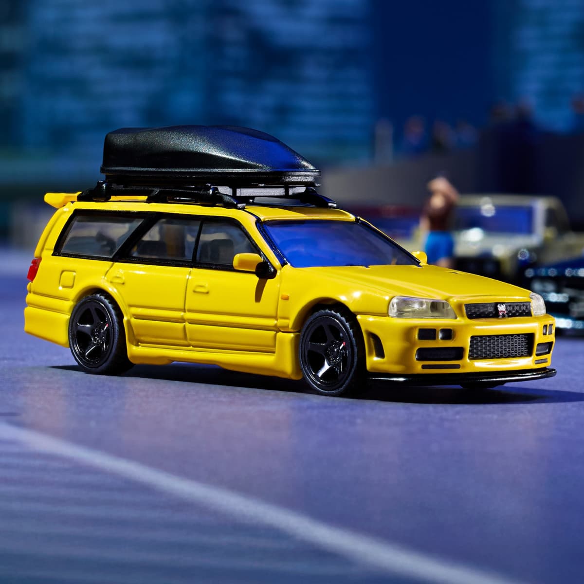 Hot Wheels Elite 64 Mod Shop Nissan Stagea Yellow