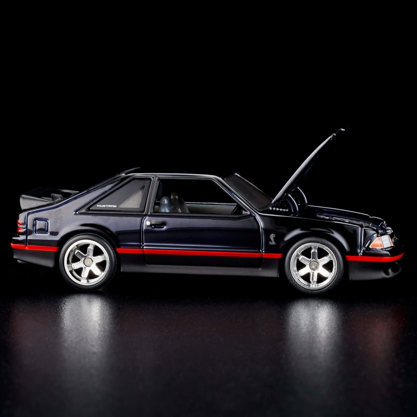 HOT WHEELS RLC 1993 FORD MUSTANG COBRA R - MEMBERSHIP CAR 2023 - HNL15