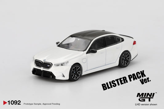 MINI GT #1092 1/64 BMW M5 Alpine White (RHD)