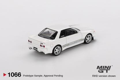 MINI GT #1066 1/64 Nissan Skyline GT-R (R32) VeilSide Combat C-I White (RHD) * BLISTER PACK *