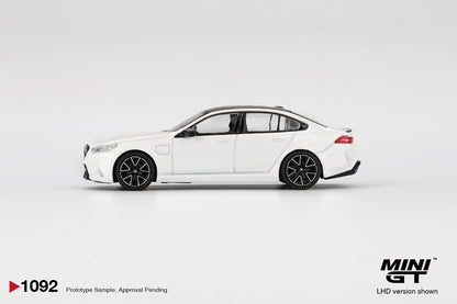 MINI GT #1092 1/64 BMW M5 Alpine White (RHD)