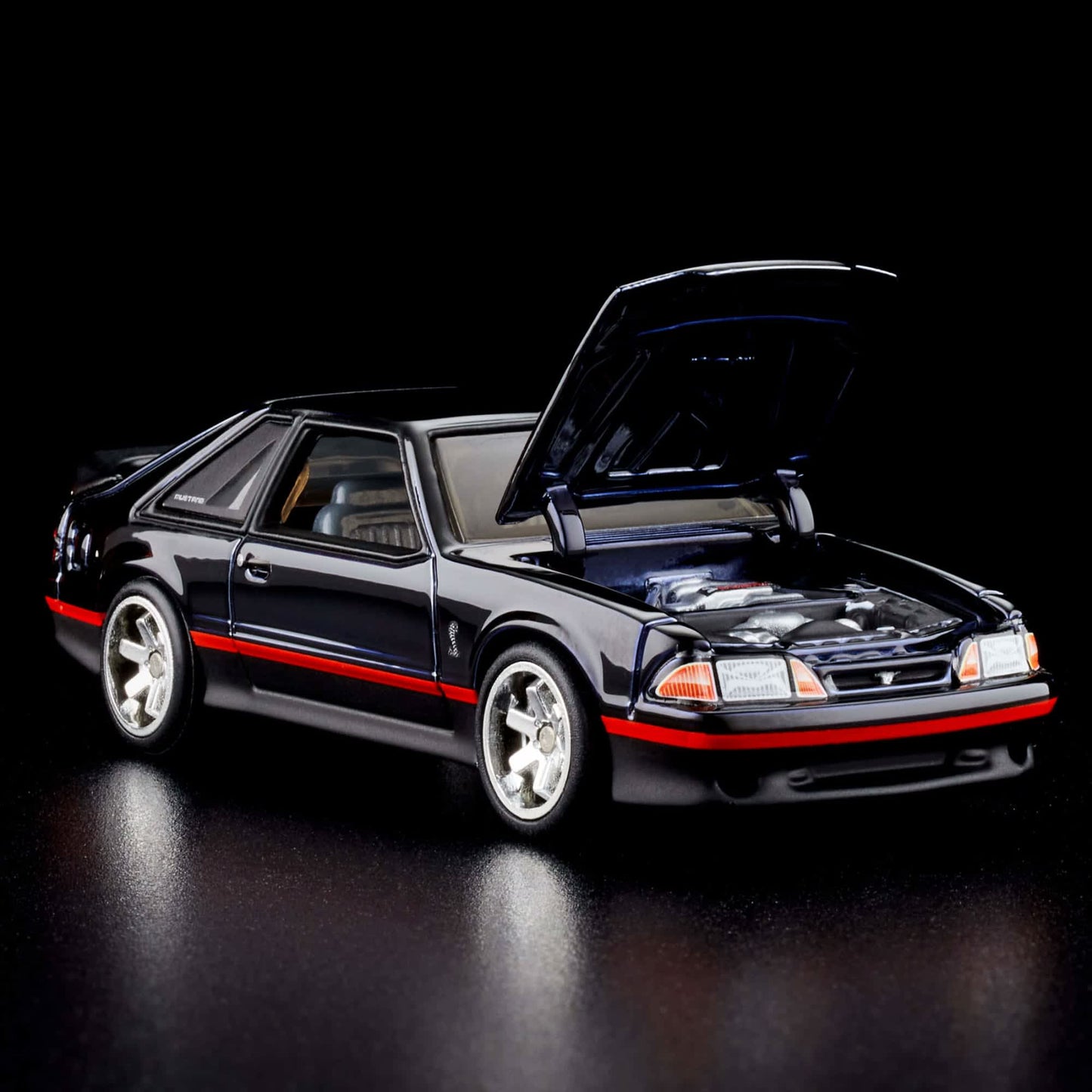 HOT WHEELS RLC 1993 FORD MUSTANG COBRA R - MEMBERSHIP CAR 2023 - HNL15