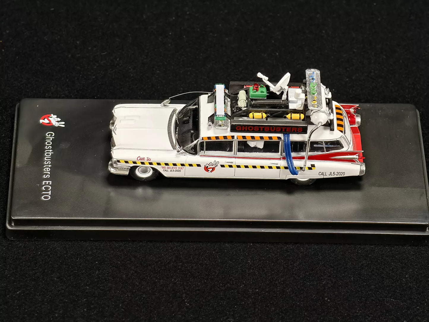 YS MODEL 1/64 Ecto-1A Movie version of the GhostBusters Model Car