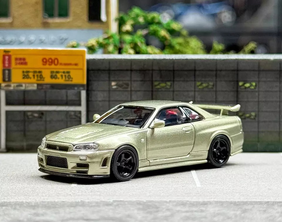 Motorhelix 1/64 NISSAN SKYLINE GT-R R34 V SPEC II  E - MILLENNIUM JADE M63405